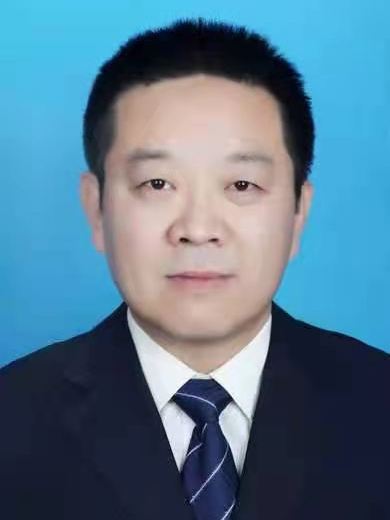  p>申建勇,男,汉族,1974年4月出生,河北省巨鹿县人,2001年6月入党