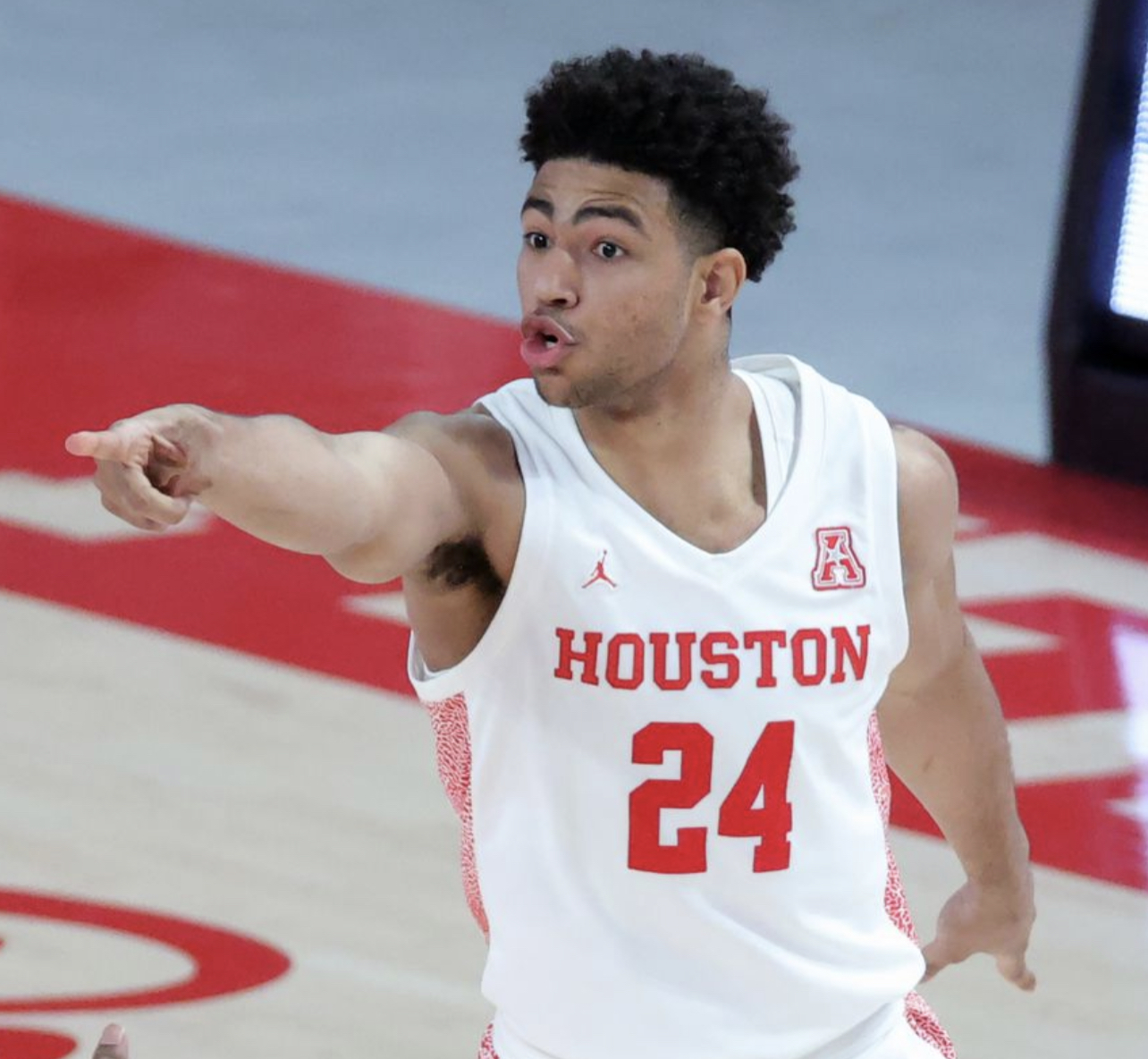  p data-id="gnbcdp08uy">昆廷·格兰姆斯(quent