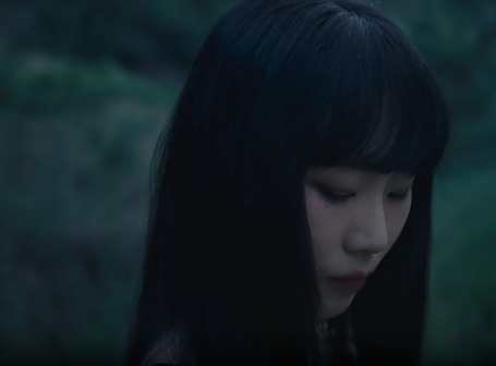 《心渊》MV照