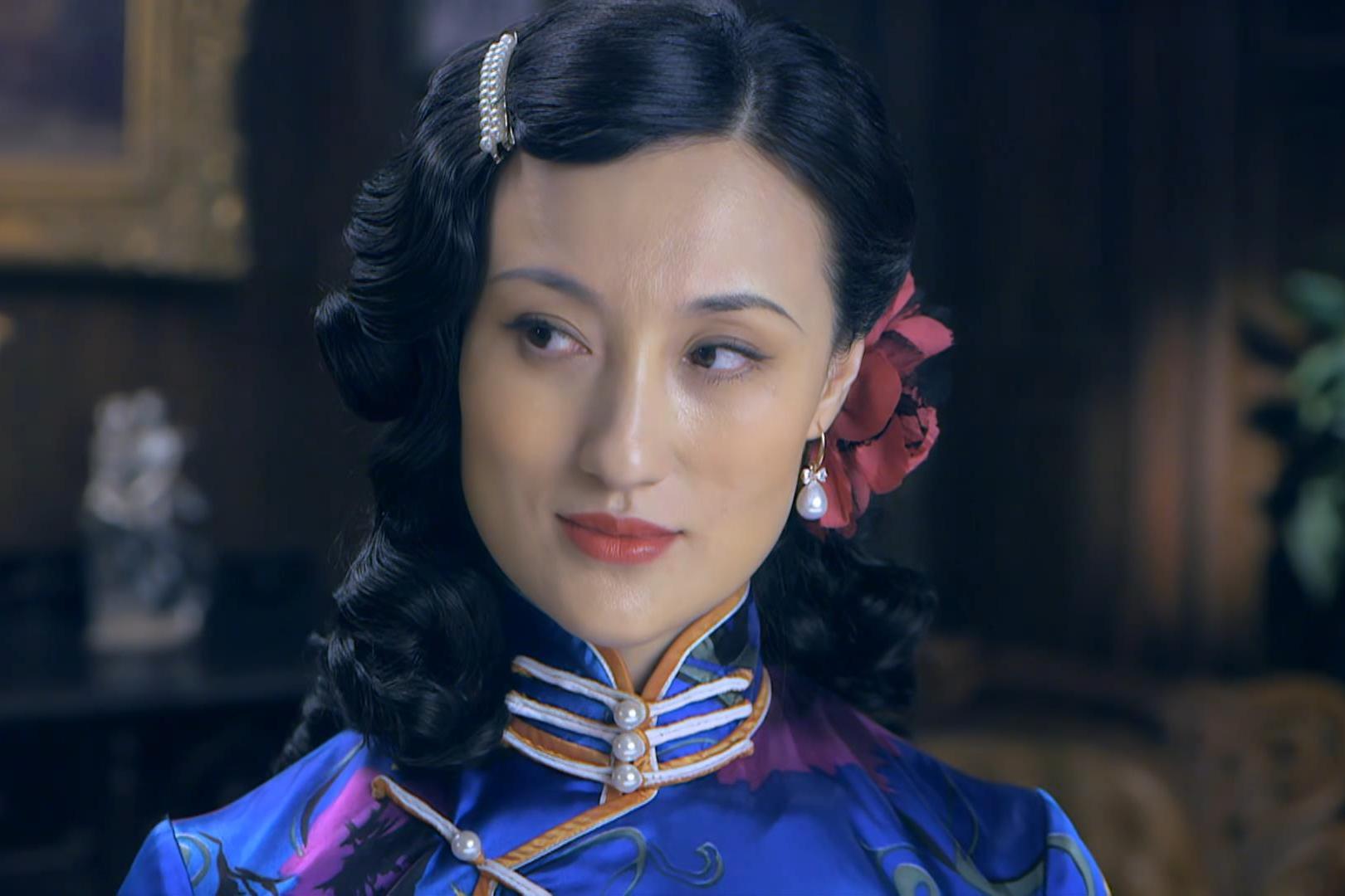 歌曲曼丽原唱视频(歌曲曼丽原唱视频完整版)