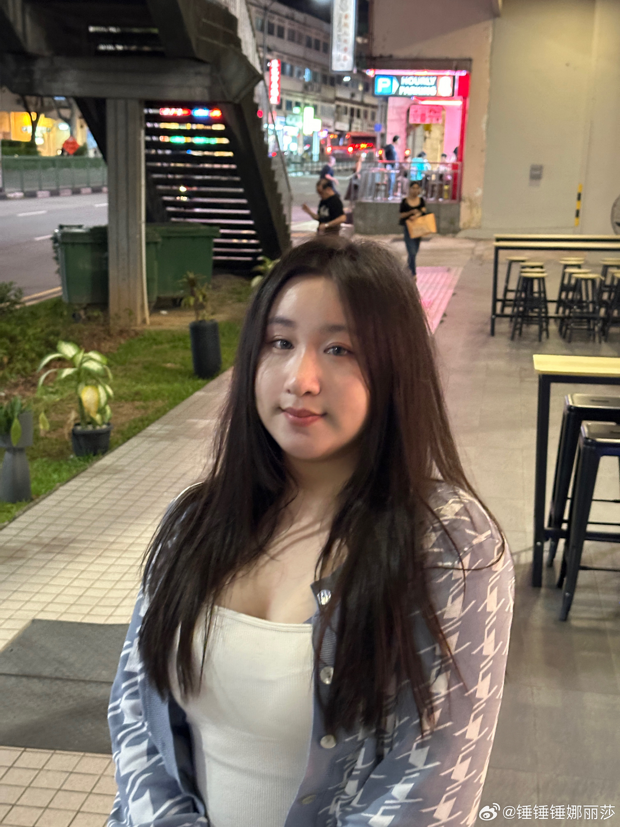 锤娜丽莎,本名嵇嘉禾,1996年11月19日出生于