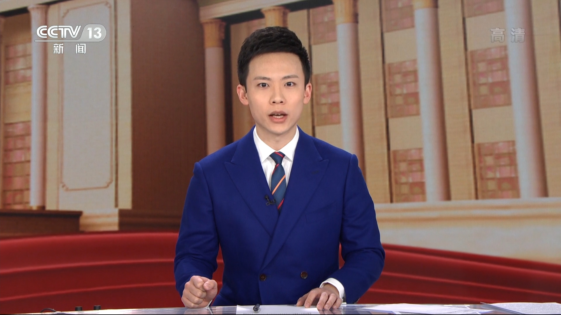  p data-id="go0g1g42cd">商亮,男, a targ