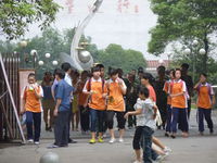  p>冷水江市第七中学创办于1949年,初名为" a href="#">锡矿山矿务局 