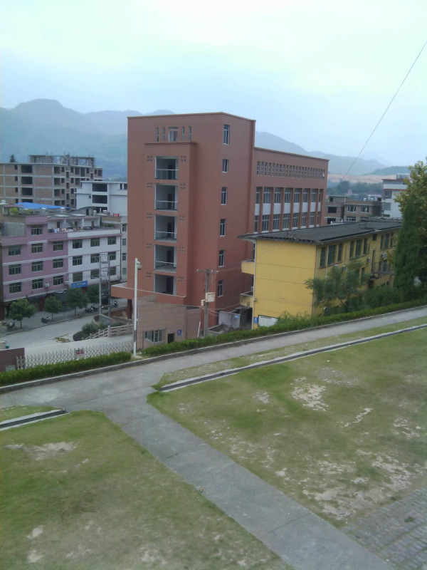  p>福建省 a href="#">古田县 /a>第六中学创办于1956年秋,时称培新