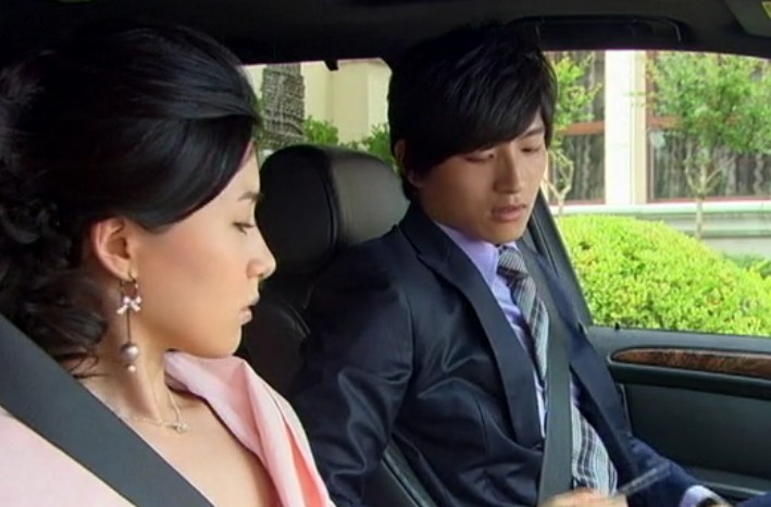 《阳光天使》由大陆和台湾两岸联合制作的的都市偶像电视剧