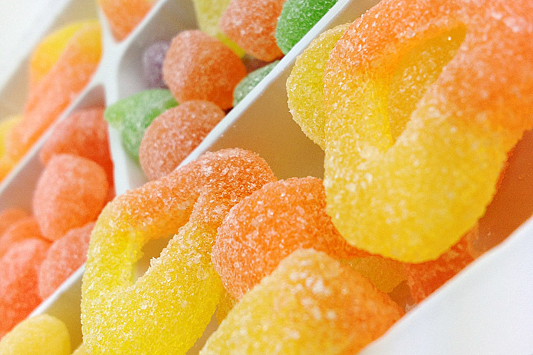 是一种传统的法式糖果,历史相当悠久,早在10世纪,就出现在法国地区了