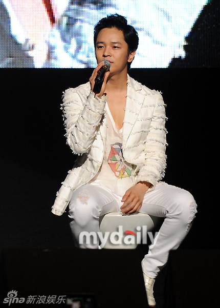  p>金桢勋(kim jeong hoon),1980年1月20日出生于韩国庆尚南道晋州市.