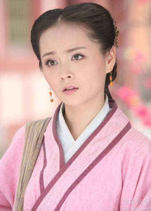  p>邓莎,1985年12月8日出生于湖南株洲,中国内地女演员.