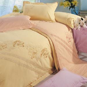  p data-id="gnaput52c9">悦达家纺是江苏悦达纺织集团下属企业,从事