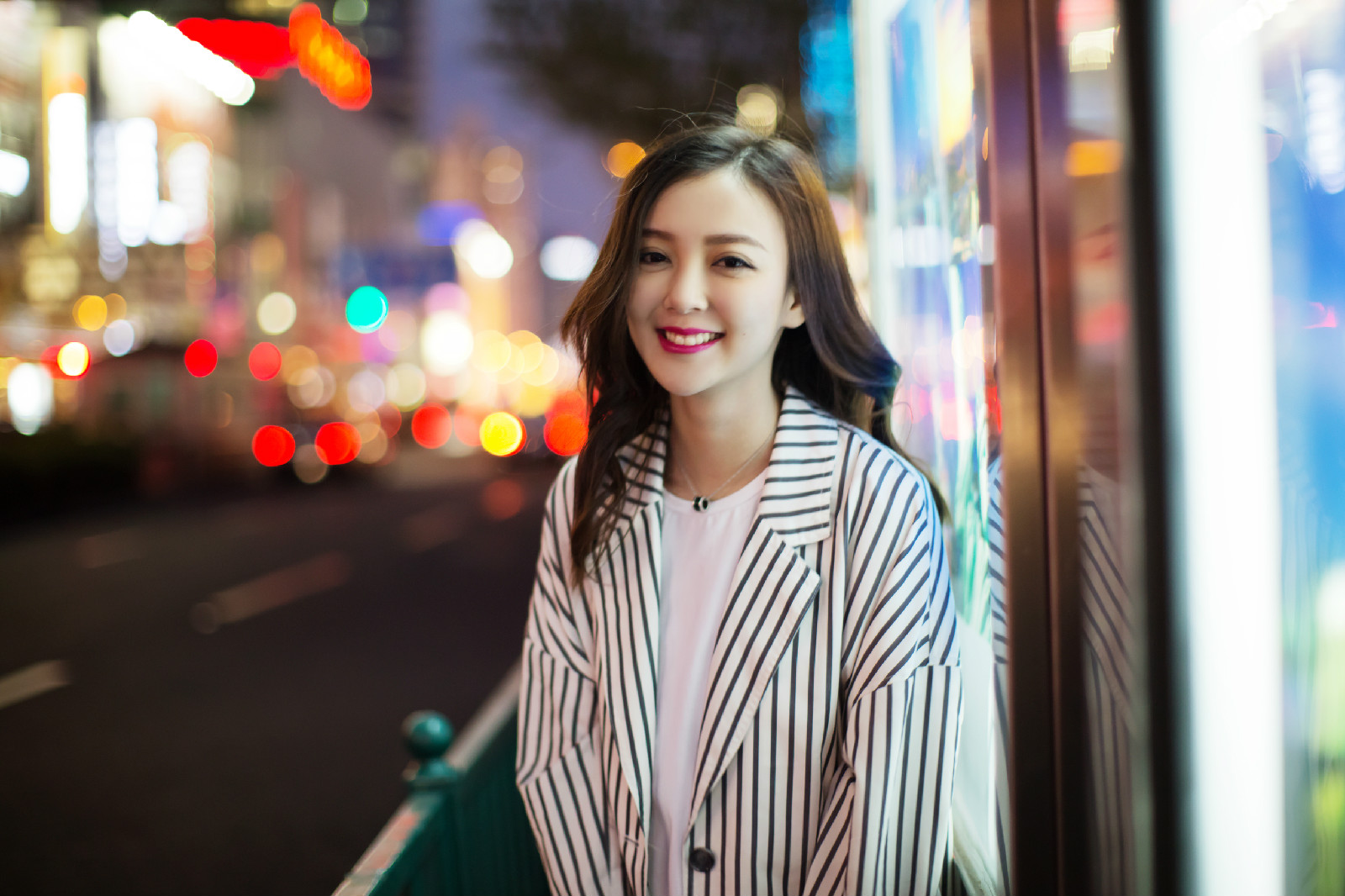 1992年10月1日出生于广西壮族自治区南宁市,中国内地女歌手,演员