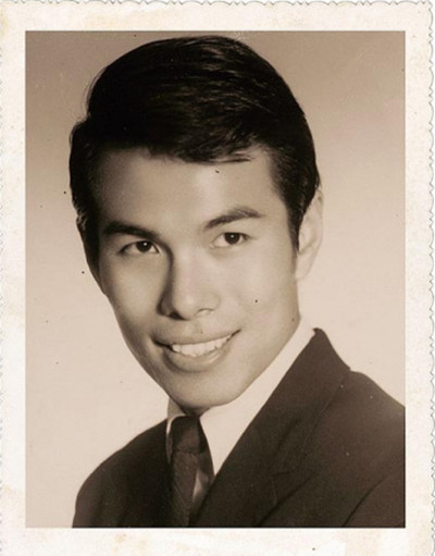  p>陈鸿烈(1943年6月7日～2009年11月24日),出生于上海,香港影视男