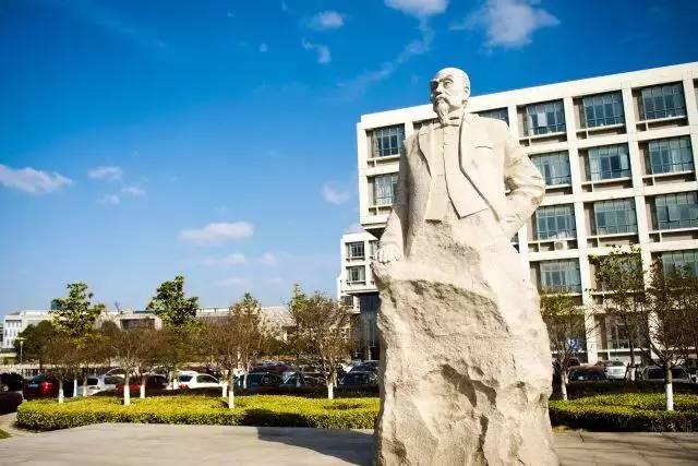 南通大学张謇学院