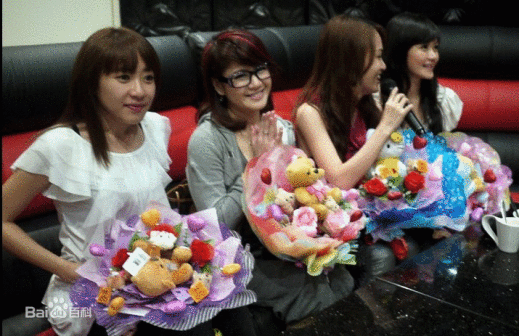 庄群施_百度百科