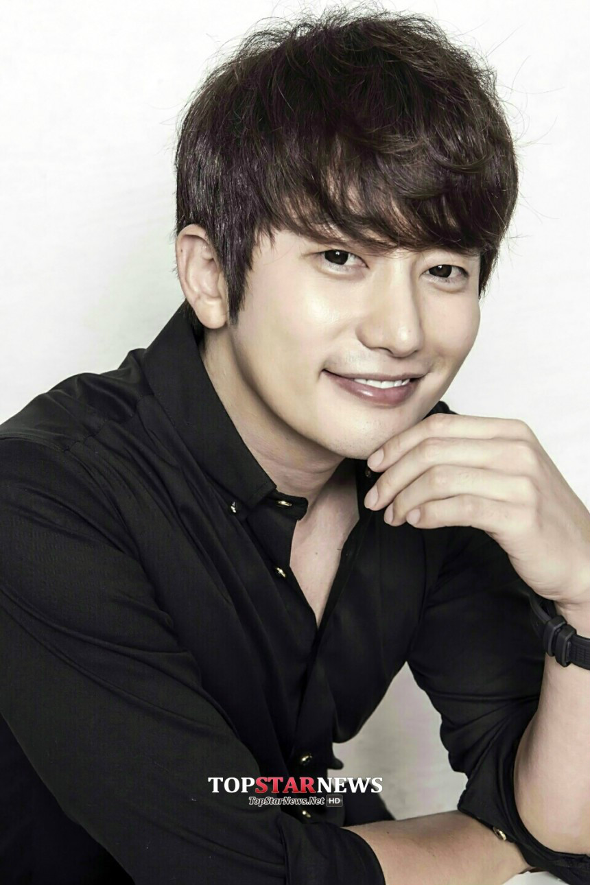 park si hoo),1978年4月3日出生在韩国忠清南道扶余郡,韩国影视男演员