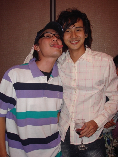  p>狄志杰,台湾屏风表演班成员,拥有丰富的舞台剧表演经验,长相清秀