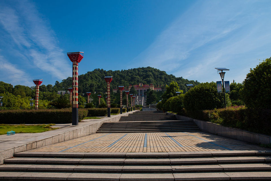 位于江西省萍乡市安源区 a target="_blank" href="/item/安源镇