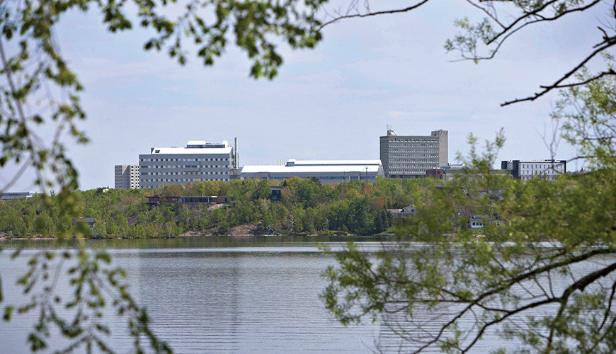  p>劳伦森大学创办于1960年,位于 a href="#" data-lemmaid="1605870"