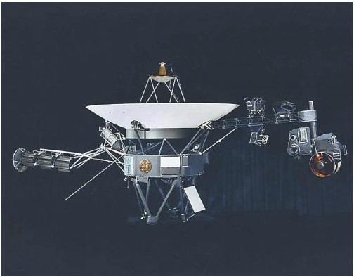  p>旅行者1号(英语:voyager 1)是由美国宇航局研制的一艘无人外太阳系