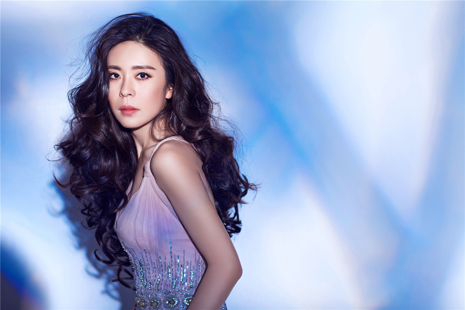 mh8">李蓓蕾,1985年5月18日出生于辽宁省葫芦岛市,中国内地影视女演员