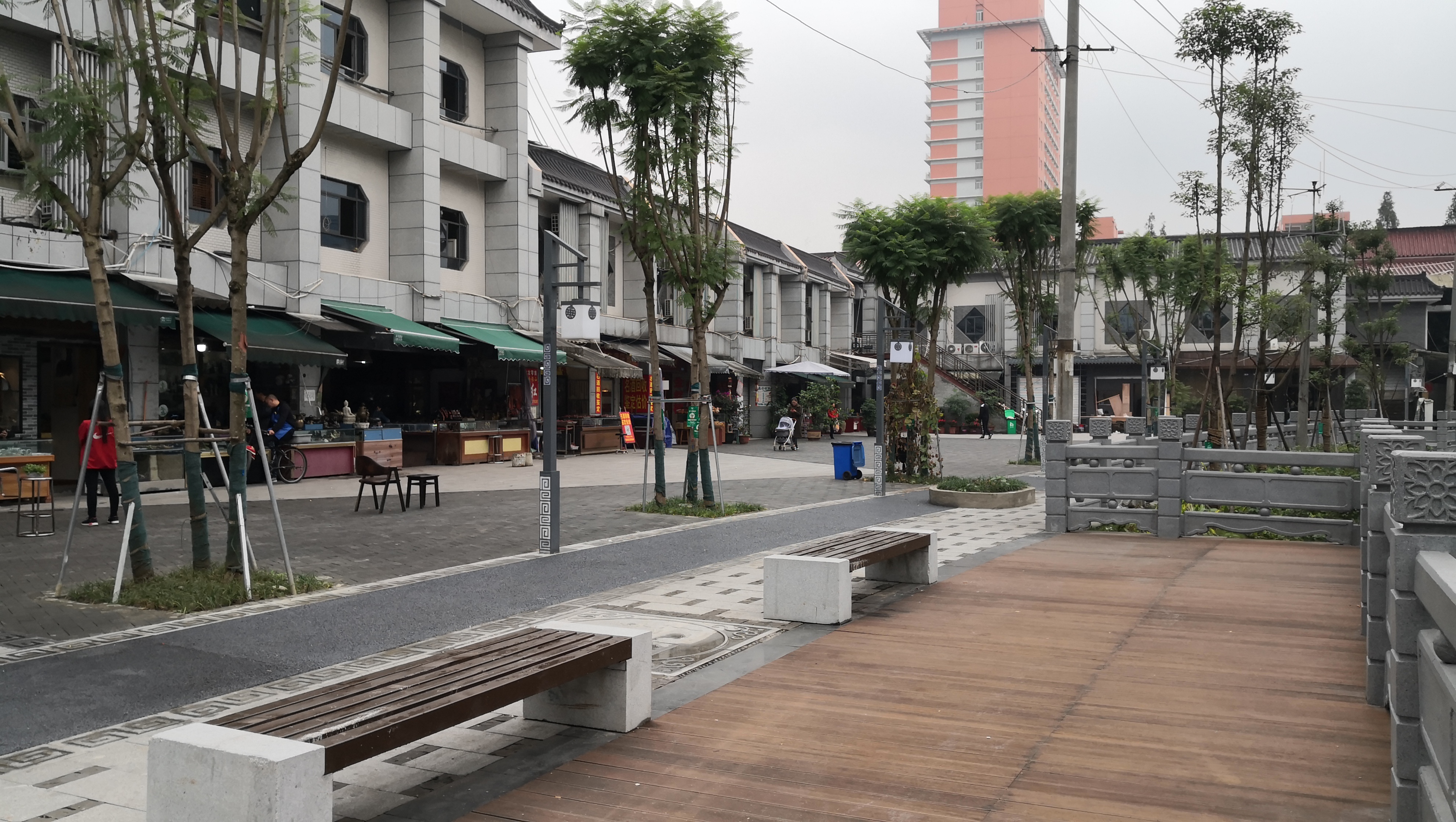  p data-id="gnx4l3bvrx">送仙桥古玩艺术城坐落在成都市区摸底河与