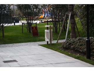  p>淡水湾花园位于上海市卢湾区马当路588弄,卢湾区的中部,地理位置