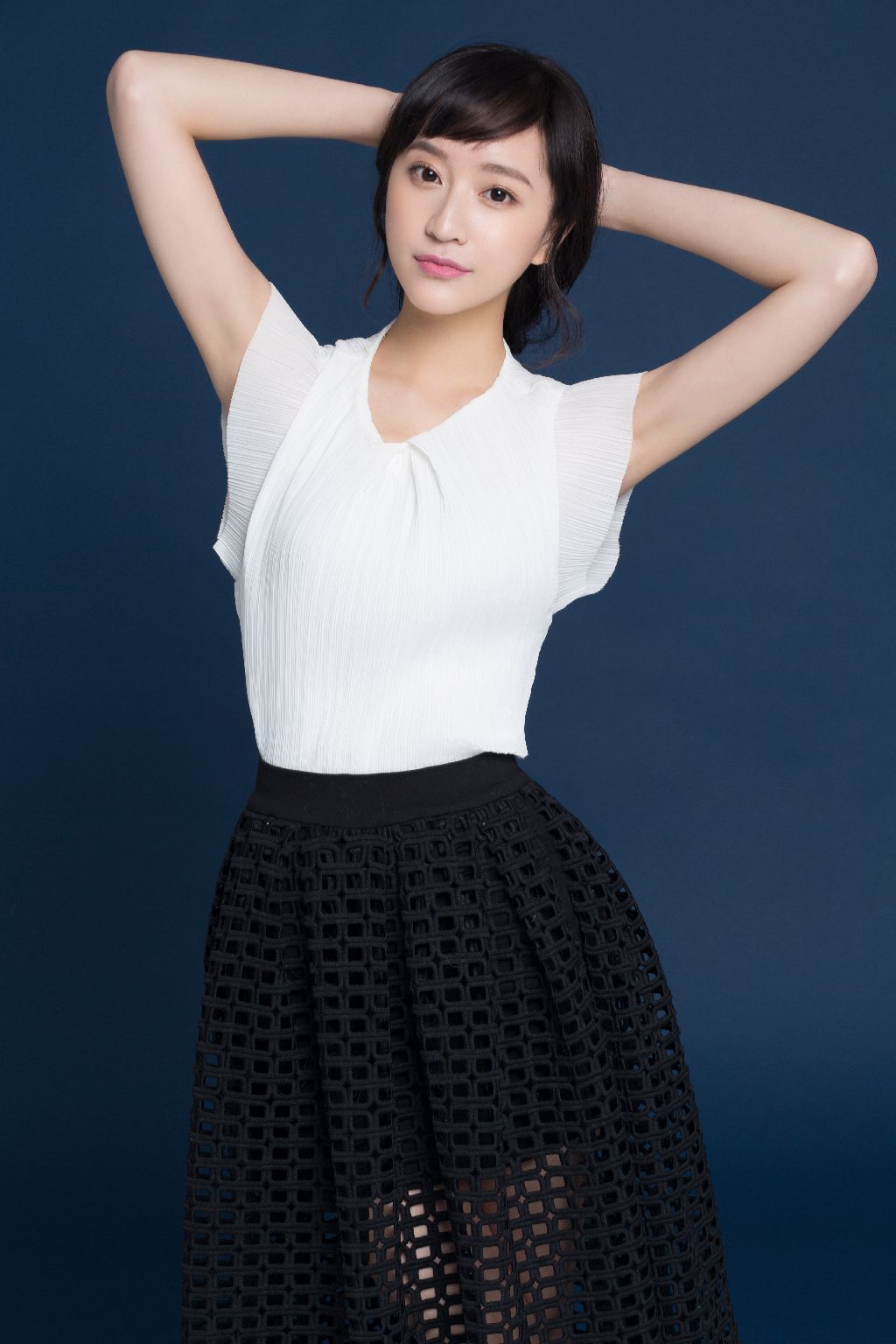  p>岚欣,出生于安徽省淮南市,中国内地女演员,模特,毕业于中央戏剧