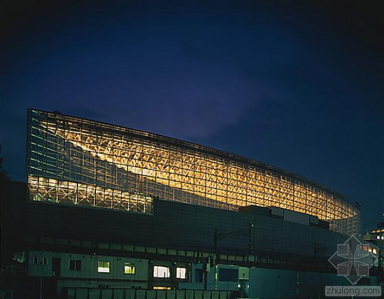  p>东京国际会议中心由大厅颇具特色的4栋厅堂建筑,和富有象征意义的