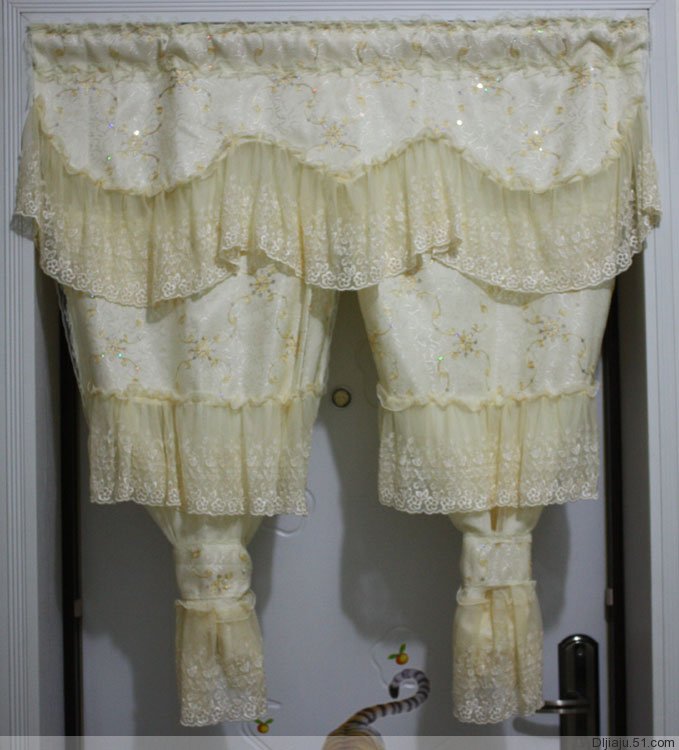 蕾丝窗帘