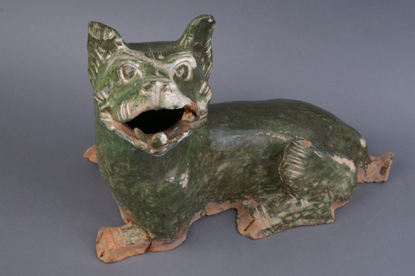 东汉绿釉陶狗