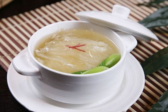 鱼翅与 a target="_blank" href="/item/燕窝/94799" data-lemmaid="