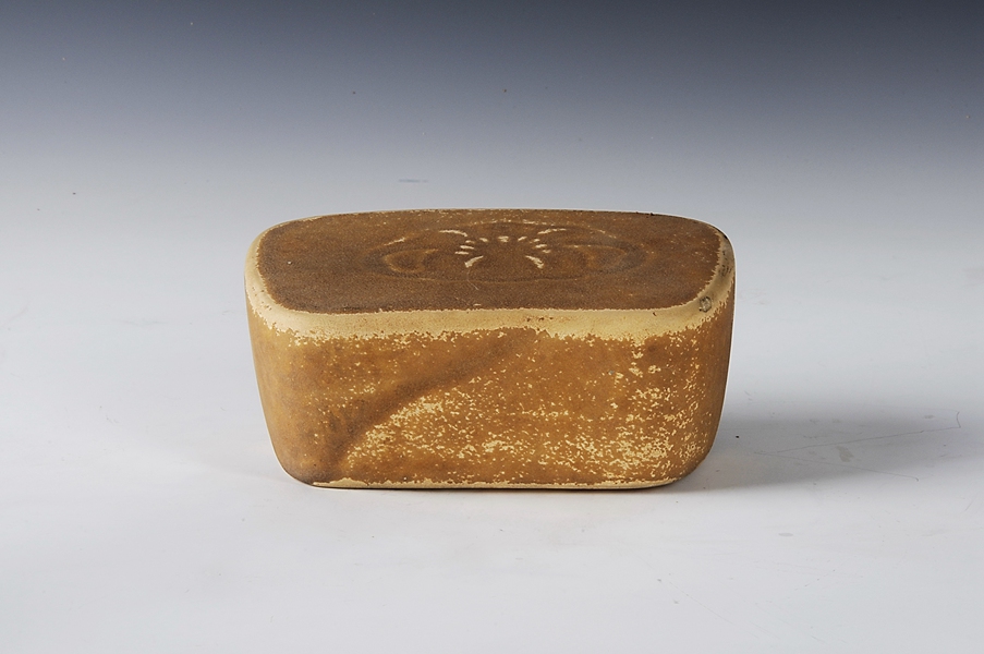 寿州窑印花瓷枕