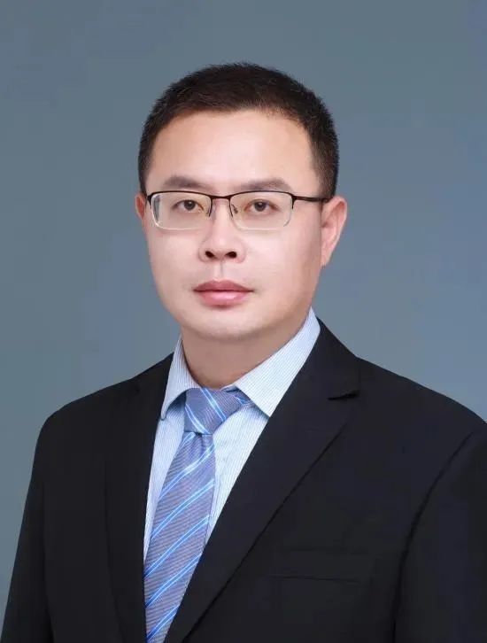 李新德