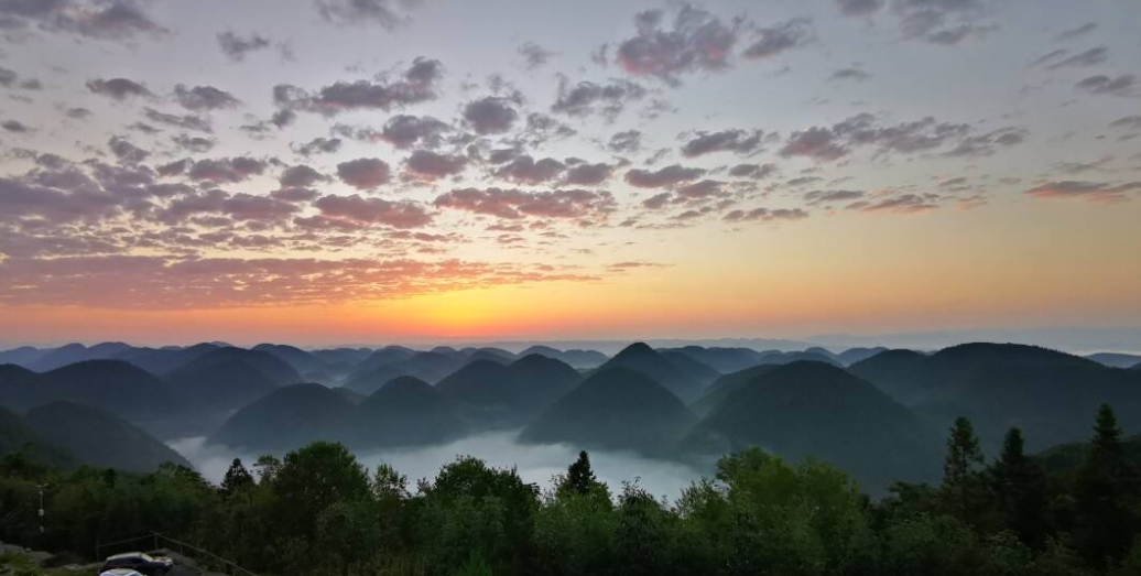 data-id="gnwly33s3m">花坪镇,隶属于湖北省恩施土家族苗族自治州建始