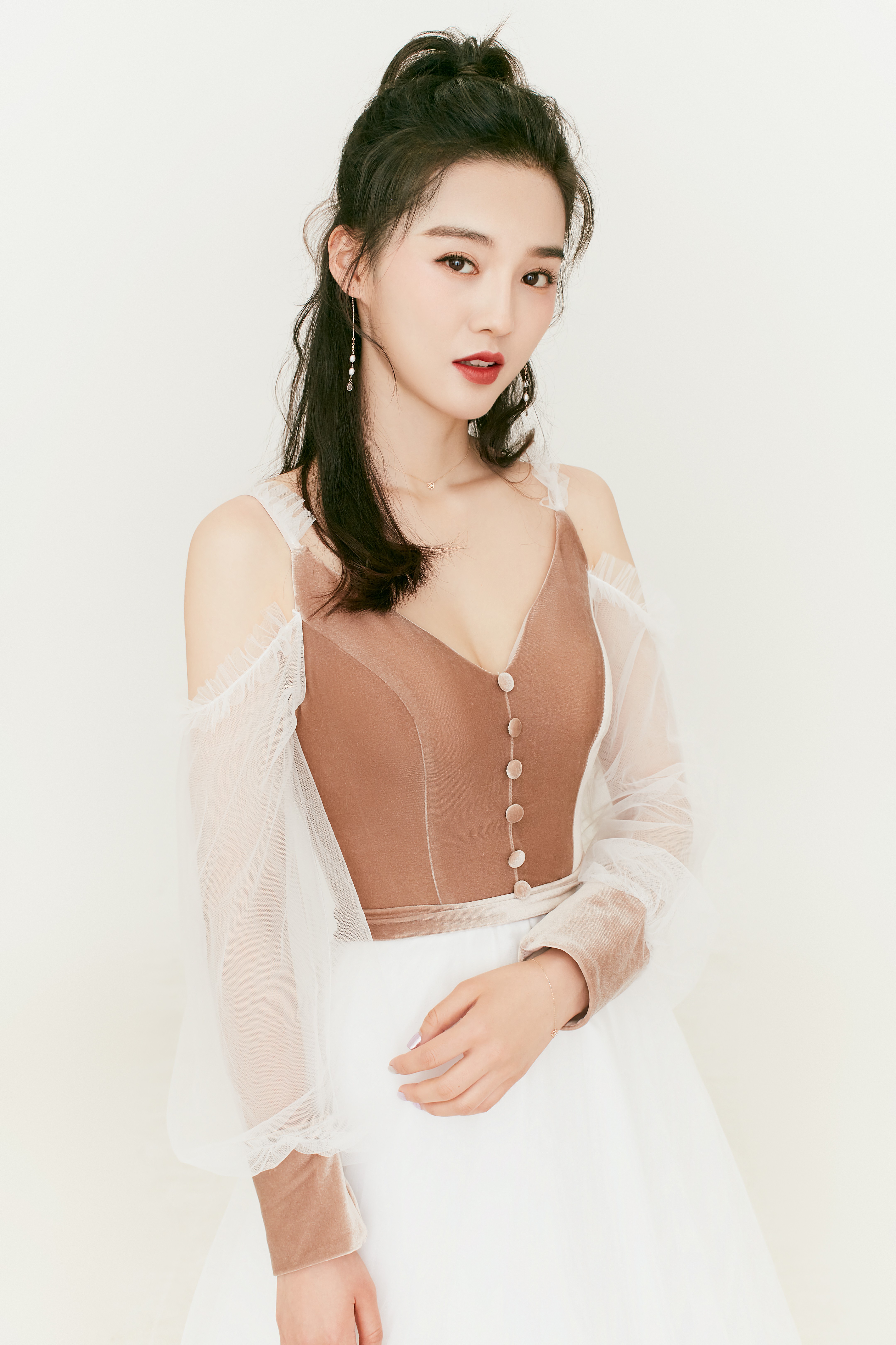 "gnrrxt9eiu">冯瑞睿,1月19日出生于贵州省贵阳市,中国内地影视女演员