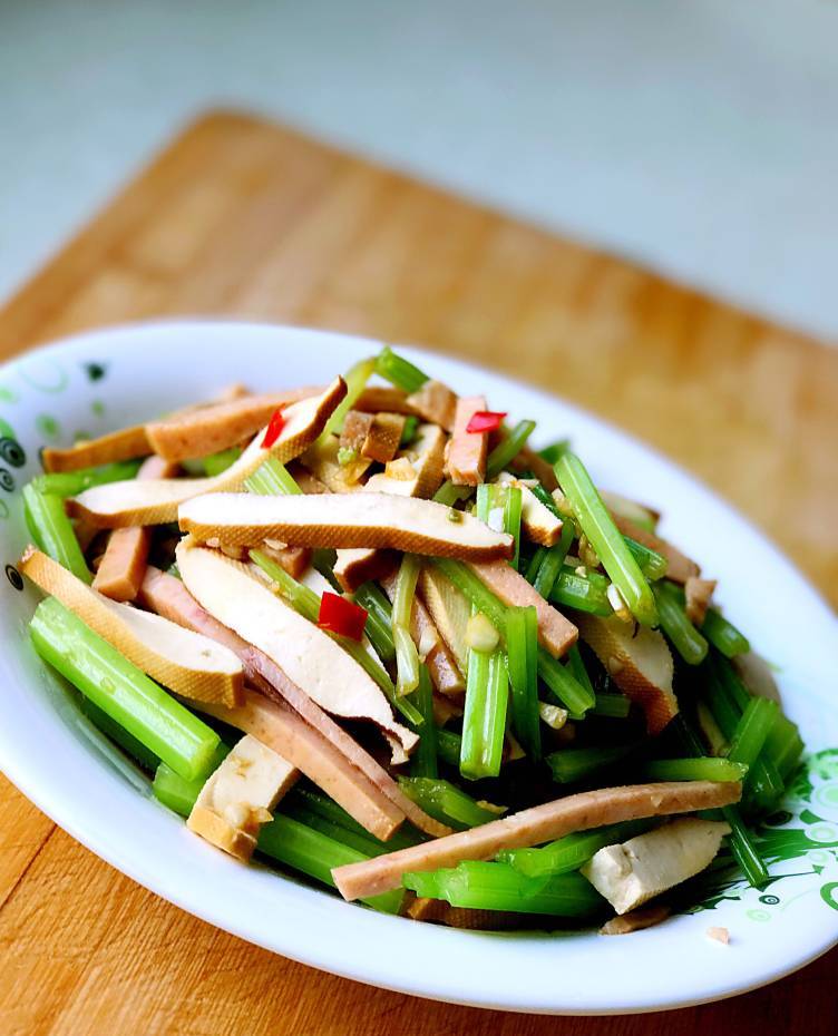 开洋香干拌芹叶