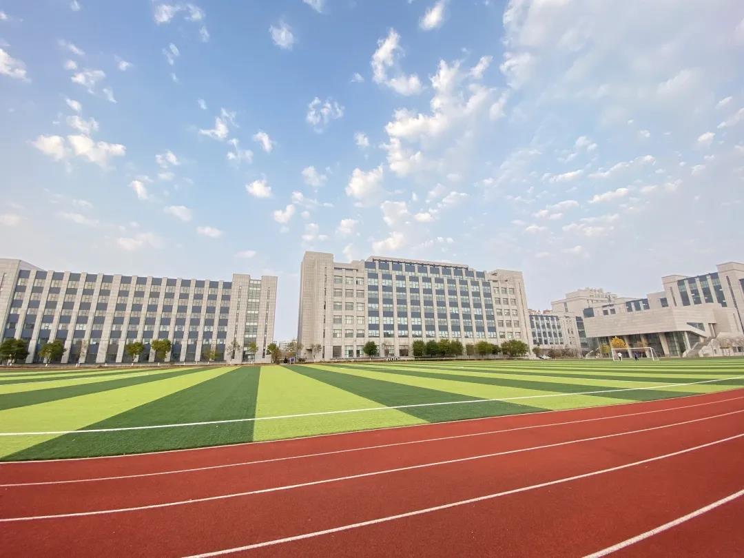 大连明德高级中学