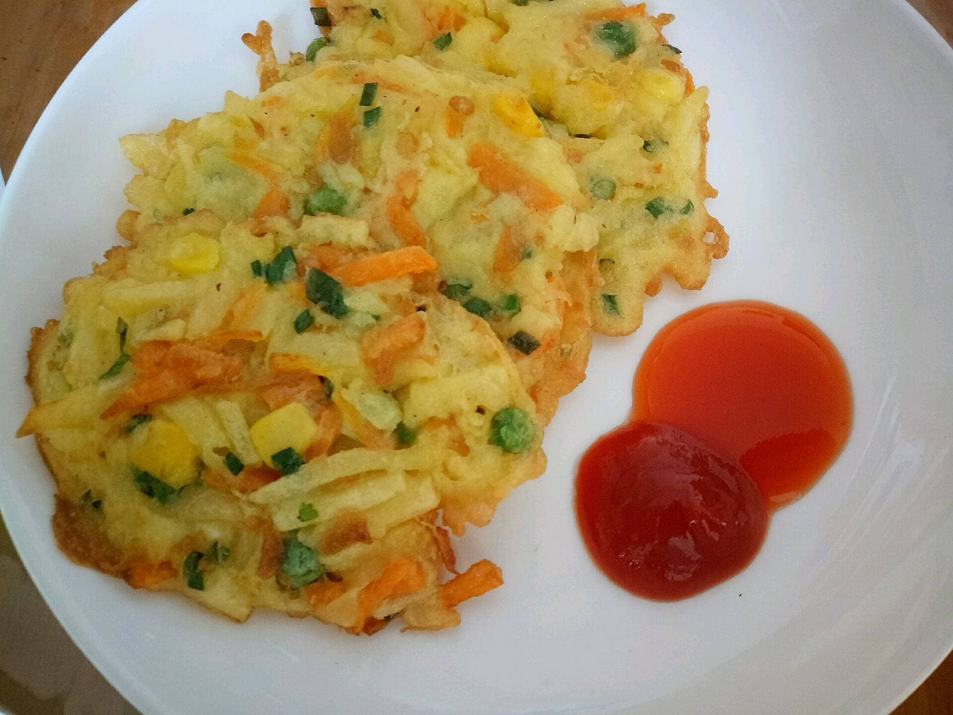  p>胡萝卜土豆饼是一道菜肴,主要食材是萝卜和土豆. /p>