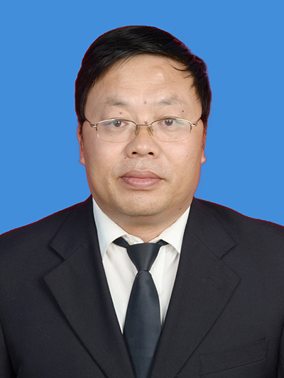 崔伟