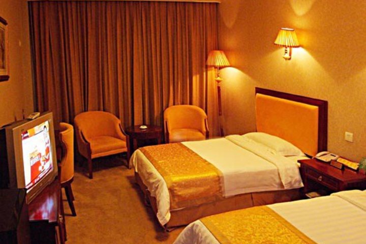  p>北京大东方商务宾馆是一家综合商务酒店,位于朝阳区东四环南路