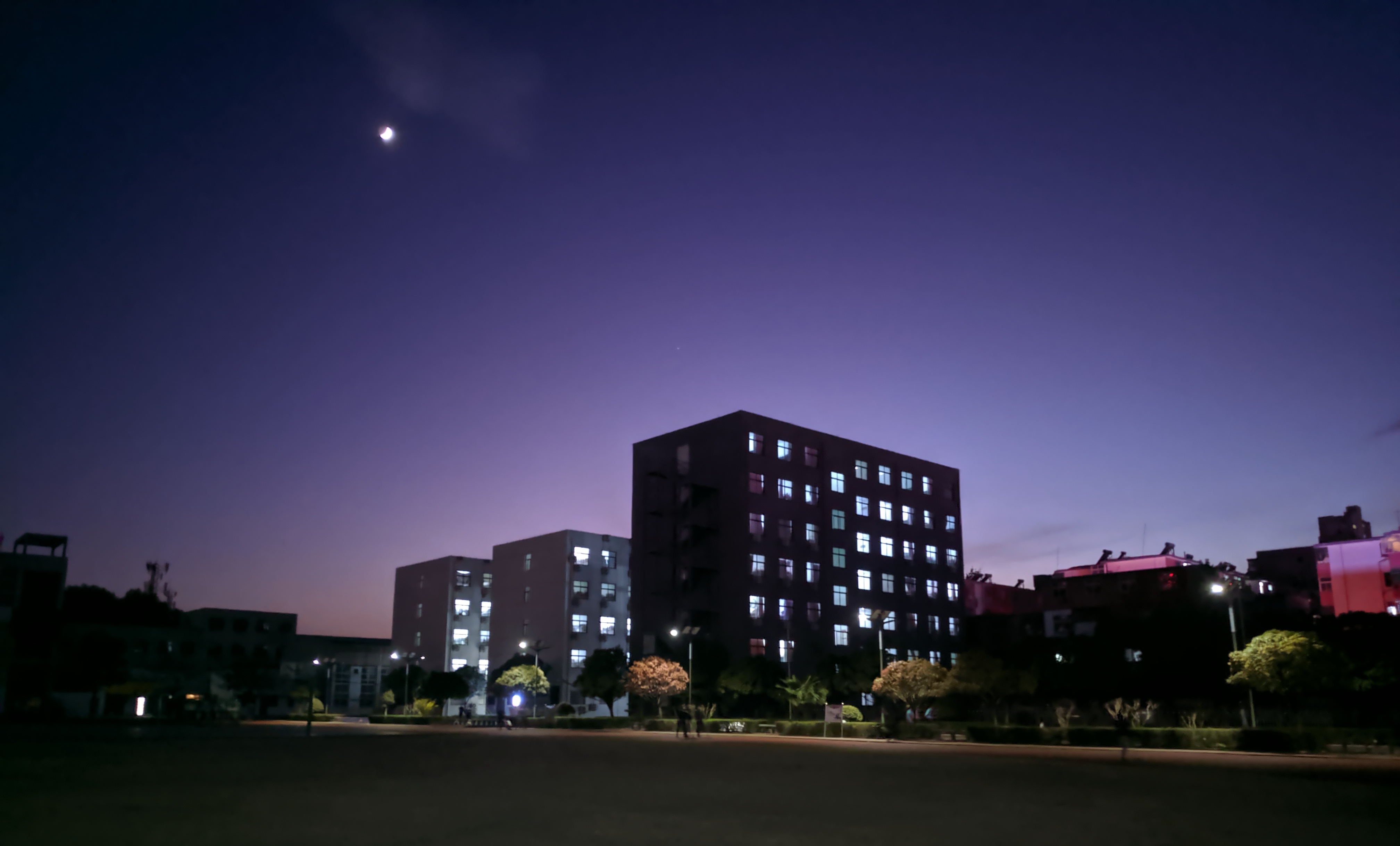 平顶山市工业学校