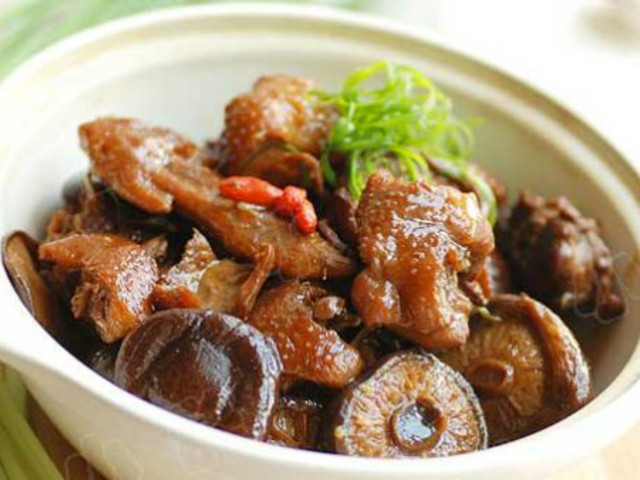 香菇焖鸭