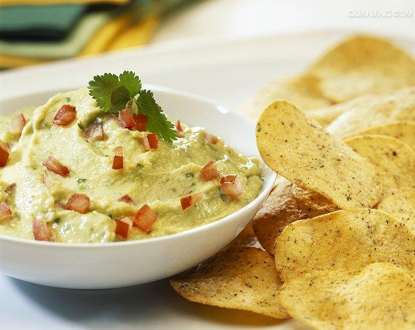  p>薯片(英国英语:crisps;美国英语:potato chips)是指由 a target="