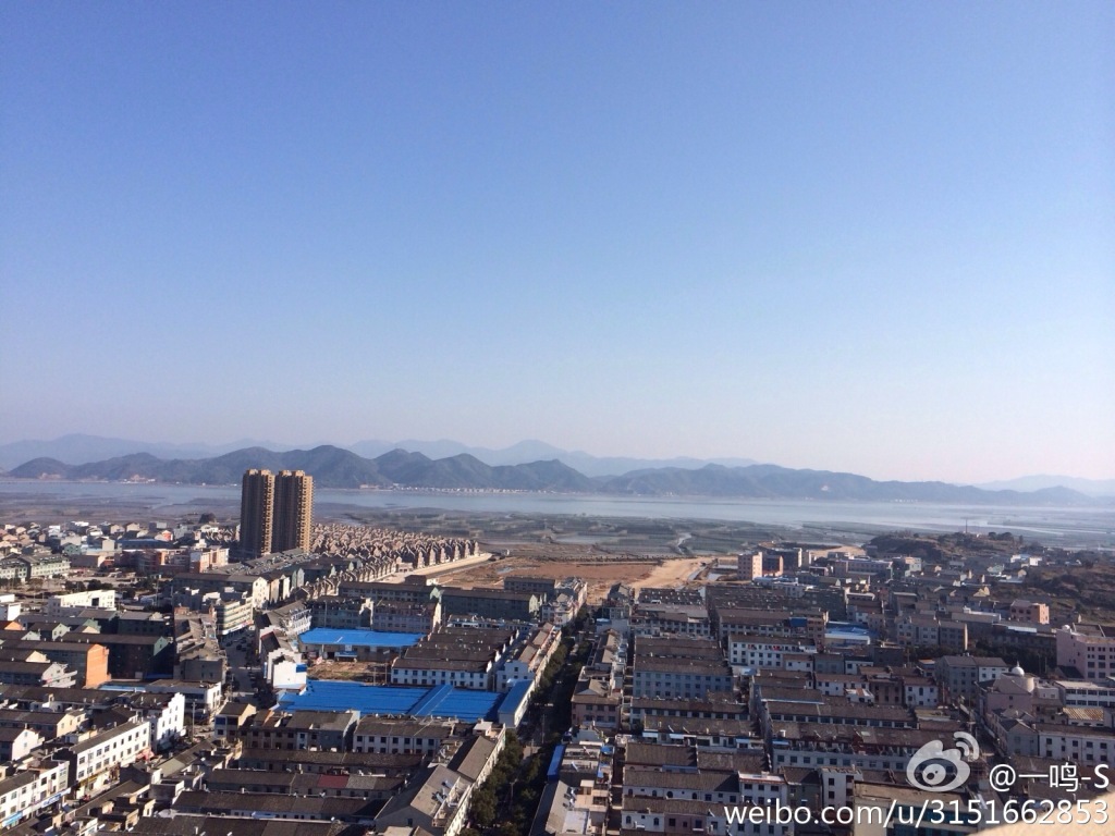  p>西店村位于宁海县北端,距县城23公里,属西店镇,为镇人民政府驻地.