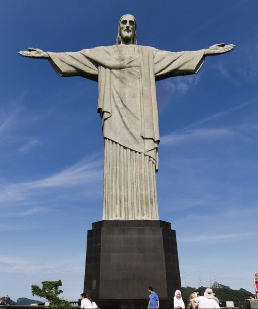cristo redentor)是一座装饰艺术风格的大型耶稣基督雕像,位于 a