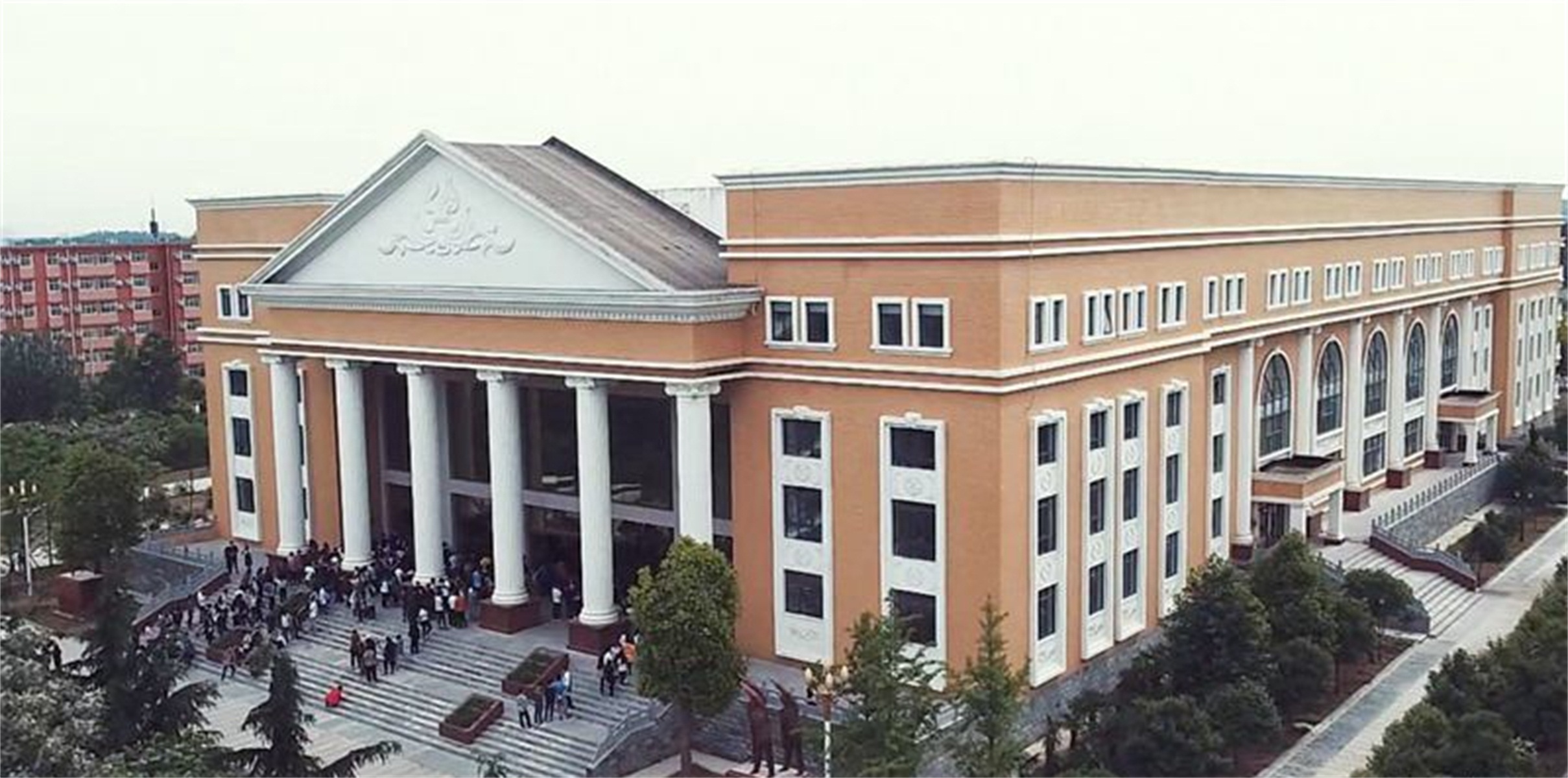 西北大学现代学院