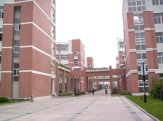 台州市路桥中学