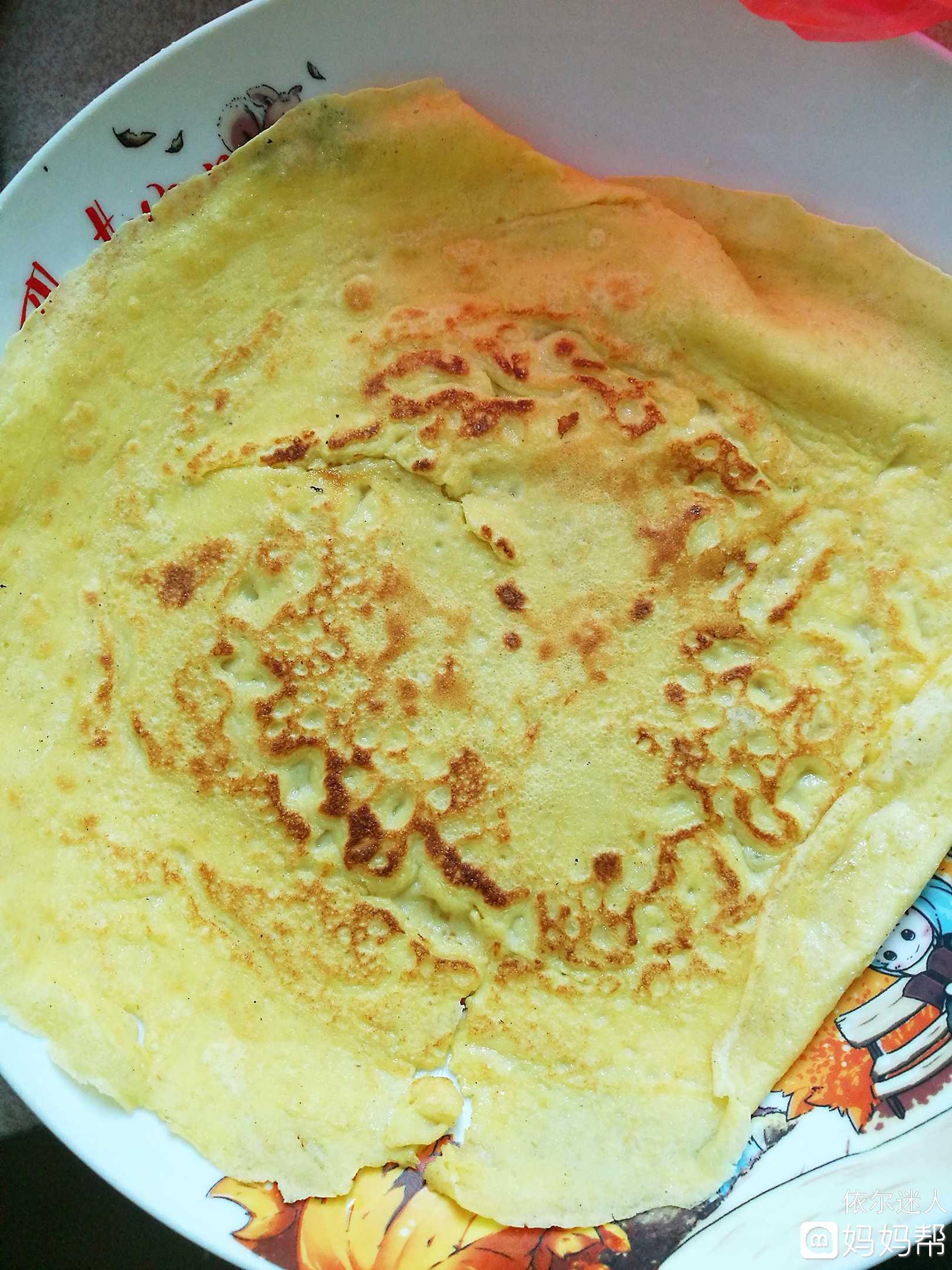  p data-id="gnbi88k4lp">牛奶鸡蛋饼是一道小吃,是以面粉为主要原料