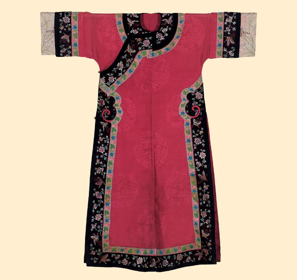 桃红色大纱团花旗装