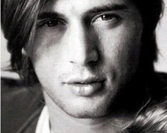  p>阿莱西奥·塔奇纳迪,(alessio tacchinardi),1975年7月23日出生于