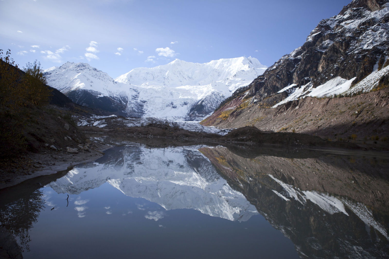 米堆冰川风景名胜区